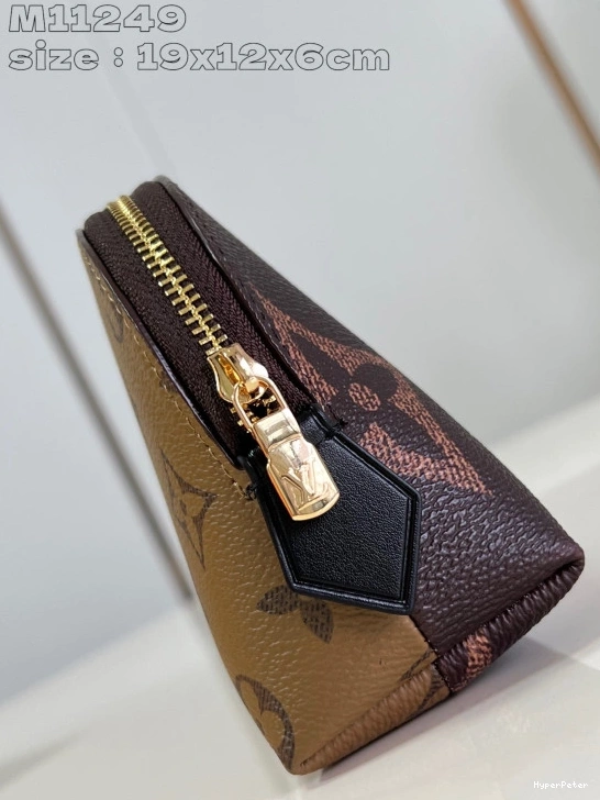 Louis Vuitton Cosmétique PM Pochette 0820